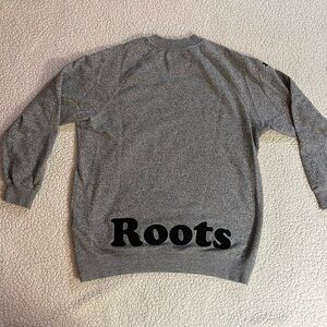 Roots sweatshirt